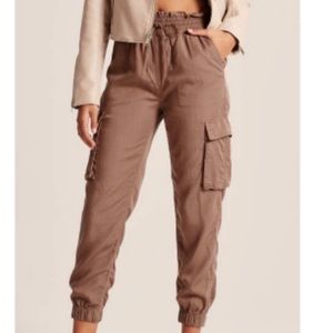 Abercrombie & Fitch cargo joggers